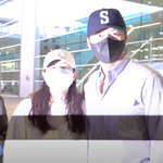 현빈손예진 부부, 신혼여행 마치고 입국··· 다정해