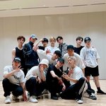 [세븐틴] <b>이런</b> 사진 보면 세븐틴 더 <b>사랑</b>하게 됨