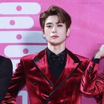 엔시티 <b>재현</b>
