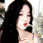 현실에서 <b>르</b>세라핌 덕질해 하면 쪽팔릴듯