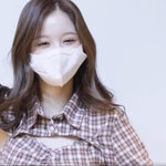 얼굴 가려 오히려 마<b>해자</b>가 된 여자 연예인