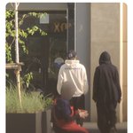 [더보이즈] 현재 목격담 옆에 선우인가?