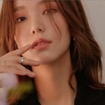 카즈하 <b>수지</b> 닮은게 아니라