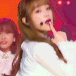최예나 <b>코</b> 예쁜편이지??