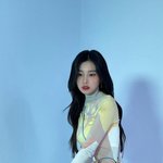 강혜원<은 근데 얼굴이 너무 아까워 죽겠음
