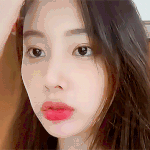 강혜원 얼굴로 끼<b>or</b>실력 있었으면 유명했음?