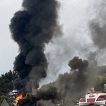 뒷차 <b>경적</b>이 사람 살렸다···달리는 버스서 불, 6명 대피