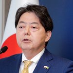 尹 <b>취임식</b> 안 오는 기시다...관계 회복 출발부터 '힘 겨루기'...