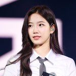 카즈하는 <b>각도</b>에따라 많이 달라보임