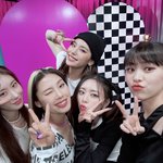 <b>리정</b> 있지