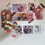 살면서 굿즈라는거 처음<b>사</b><b>봄</b>