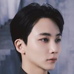 <b>윤정한</b> 얼굴