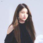 마네킹 같은 비율 가진 <b>여</b><b>돌</b>