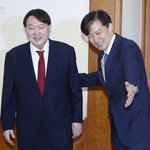 [댓글부탁해] <b>조국</b>님 진짜 잘생기셨네요