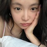 <b>손나은</b> 제니닮았네.jpg