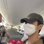 [NCT드림] 런쥔이 꽃받아서 기분 좋아보여