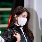공항에서 화보 찍은 아이브 장원영
