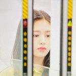 공항 출국<b>심사</b>대에서 마스크 벗은 아이브 멤버들