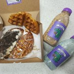 누나랑 커피 크로플 먹는중, <b>민초</b>냠냠