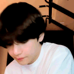 김태형 덮머만 하면 어려<b>지네</b>
