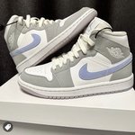 조던<b>미드</b> 어떤게 더 이쁜지 추반해주라 ㅠㅠ