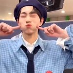 더우니까 울애기로 충전 좀