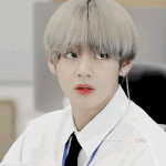 뷔 <b>이</b>짤 <b>잘</b>생겼다.