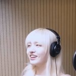 [드루와] <b>리즈</b> 피부 진짜 하얗다