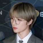 훅 치고 들어오는 어린 <b>왕자들</b>