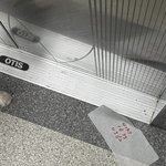 <b>엘베</b>에 이거 뭐지. . .