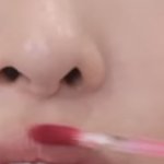 <b>이분</b> 코가 왜이럼??