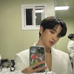 [더보이즈] 아 재현이 스티커 <b>재배치</b>한거 너무 귀엽닼ㅋㅋㅋㅋㅋㅋㅋㅋ