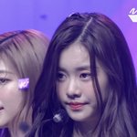 하이브 아무래도 김가람 이용하는 것 같은데