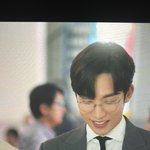아니 나 윰세 드라마 보고 있는데