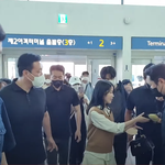 '브로커' 송강호 강동원 아이유(<b>IU</b>, 이지은), '칸 영화제'...