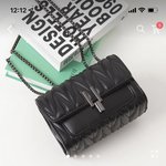 가방 이거 ㅇㄸ <b>얼마</b>같음??