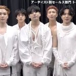 [방탄소년단] <b>한참동안</b> 눈을 비볐던