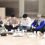 엔시티를 잇는 <b>아스트</b>로 먹는 양