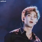 [군대] <b>웃통</b> 벗고 자는 남준이..