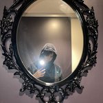 [더보이즈] 얘들 이 <b>거울앞</b>에서 사진찍는거 귀엽다