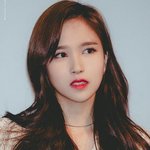 <b>미나</b>한테 쯔위랑 나연이 없었다면.jpg