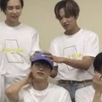 [NCT칠프] 태일이형 머리… <b>요만</b>해 하는 해찬 짱귀