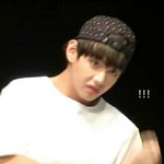 <b>뷔</b> <b>팬</b>싸 때 발올린거