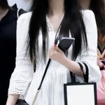 <b>졸사</b> 시복샷 때 이렇게 입는거 오바임?
