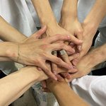 [NCT칠프] 다같이 한쪽 손대고 한쪽 <b>손</b>은 <b>사진</b> 찍고 있엇단