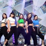 르세라핌 5인 <b>멤버</b>별 <b>센터</b>에 선 모습