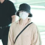 [군대] 디미나 맨몸에 구멍송송 니트 <b>입기</b>야?