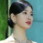 <b>배수지</b> 죤나 예쁘다