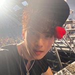 차은우 팬 폰으로 <b>셀카</b>찍어주뮤ㅠㅠㅠㅠ