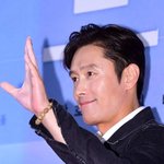 영화 <브로커> 시사회 온 남자 연예인들